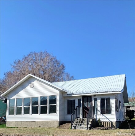 205 Kendall St, Riverside, WA 98849