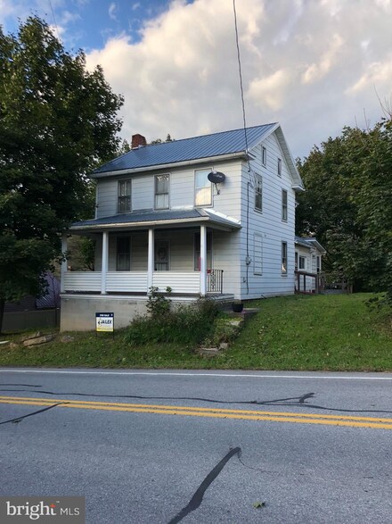 13289 Neelyton Rd, Neelyton, PA 17239