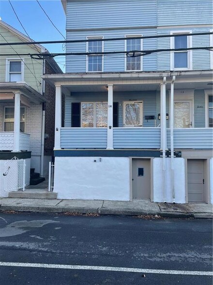 14 E Kline Ave, Lansford, PA 18232