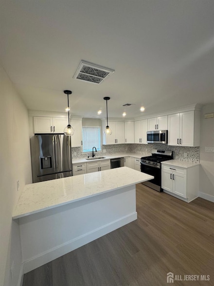412 W Chestnut Ave, Metuchen, NJ 08840