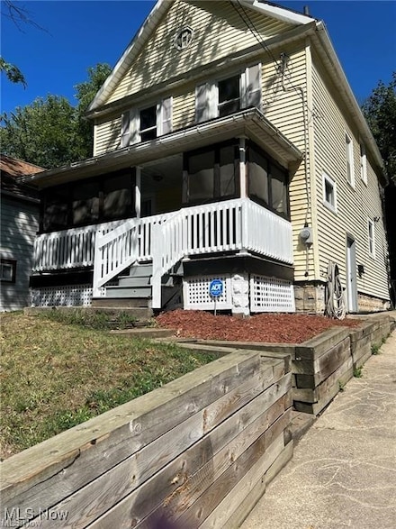 27 E Emerling Ave, Akron, OH 44301