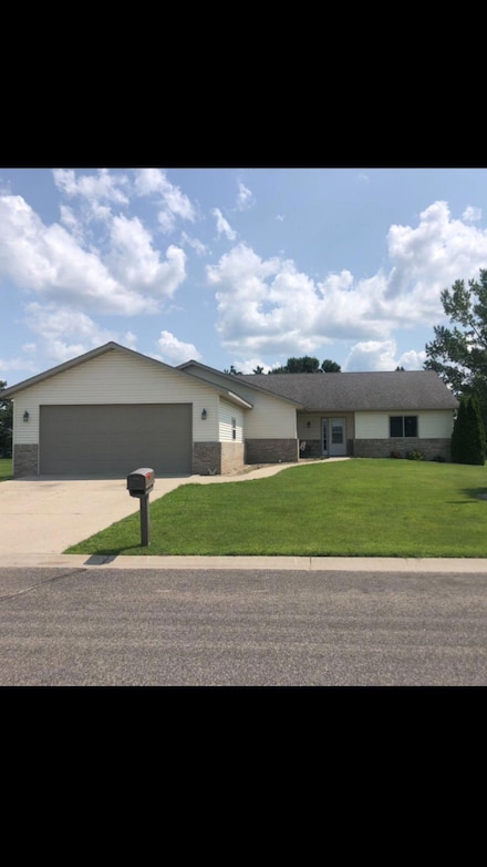 821 7th Ave SW, Perham, MN 56573