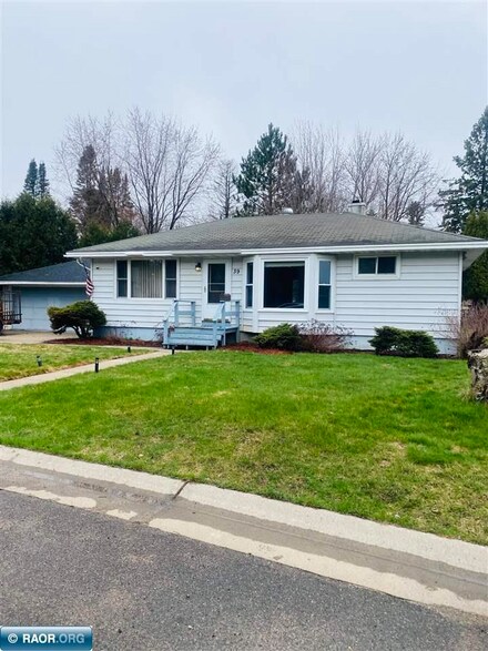 39 S Erie St, Aurora, MN 55705