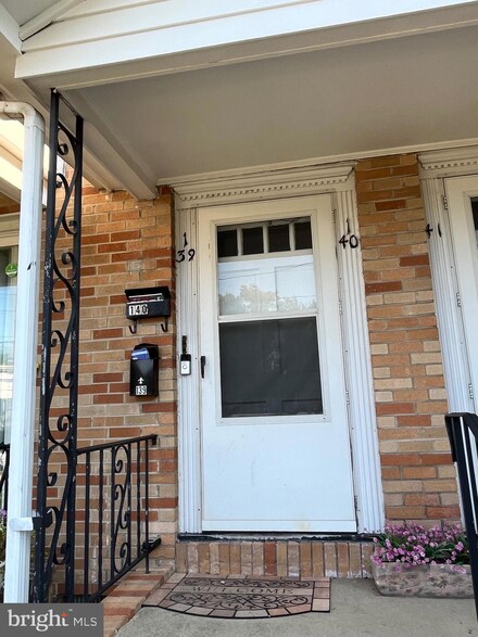 140 Dartmouth Ave, Somerdale, NJ 08083