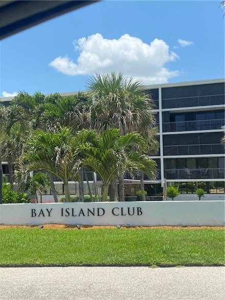 4141 Ocean Dr Unit 503, Vero Beach, FL 32963