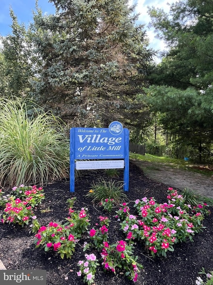 37 Gristmill Ln, Pine Hill, NJ 08021