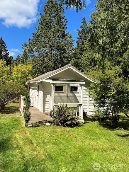 8631 Springridge Rd NE, Bainbridge Island, WA 98110