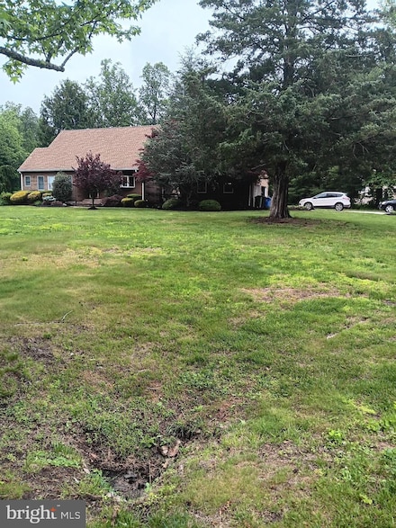 22 Hart Ln, Sewell, NJ 08080