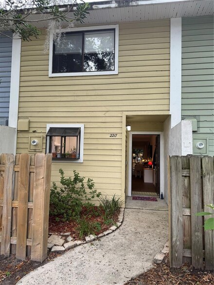 2217 SW 39th Way, Gainesville, FL 32607