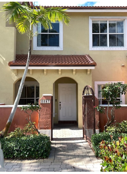 3387 Merrick Ct, Margate, FL 33063