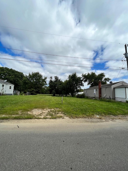1118 Maplewood Rd, Columbus, OH 43207