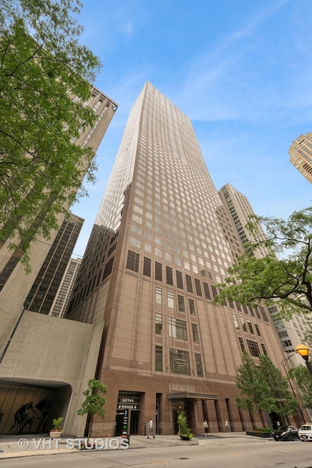 161 E Chicago Ave Unit 40G, Chicago, IL 60611