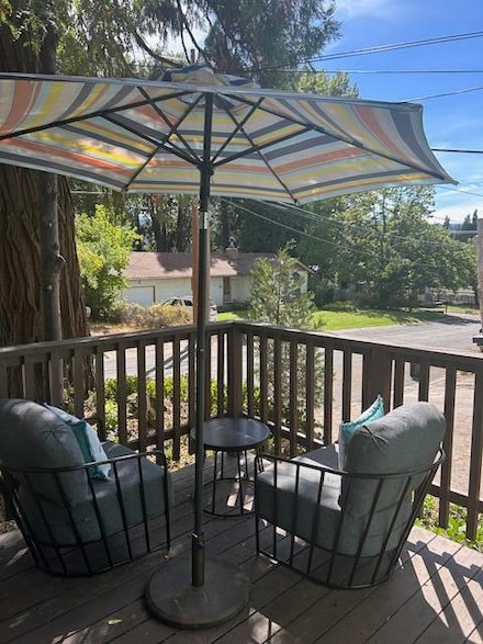 114 Smith St, Mount Shasta, CA 96067