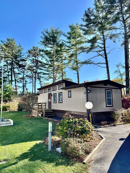 189 Pine View Terrace, Wareham, MA 02576