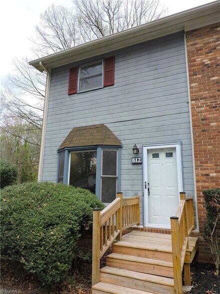 812 Brickwood Ct, Winston Salem, NC 27127