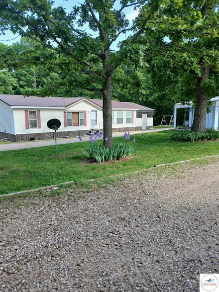 26798 Sun Blvd, Clinton, MO 64735