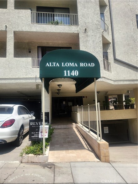 1140 Alta Loma Rd Unit 204, West Hollywood, CA 90069