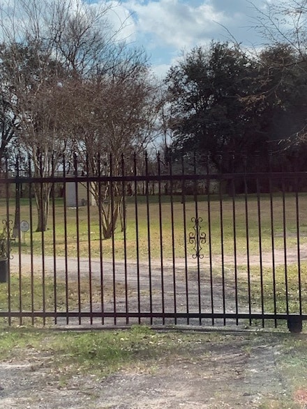 2722 Almeda Genoa Rd, Houston, TX 77047