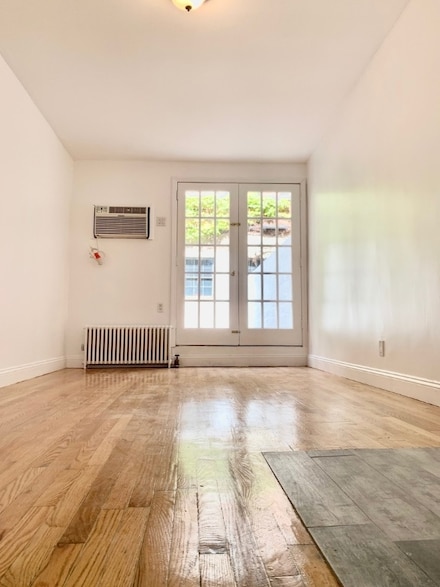 317 W 29th St Unit 1B, New York, NY 10001