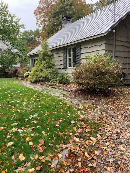 25 Sandstrom Rd, New Preston Marble Dale, CT 06777