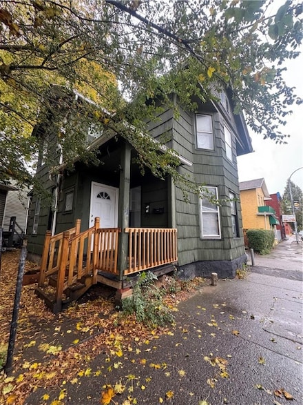 99 Lyell Ave, Rochester, NY 14608