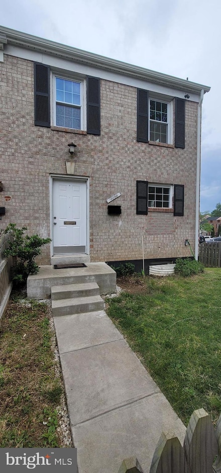 16620 Galt Ct, Woodbridge, VA 22191