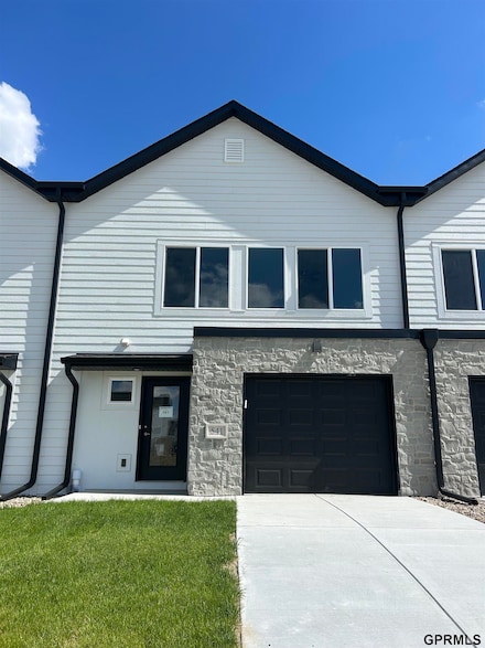 541 W Corsac Rd, Lincoln, NE 68523