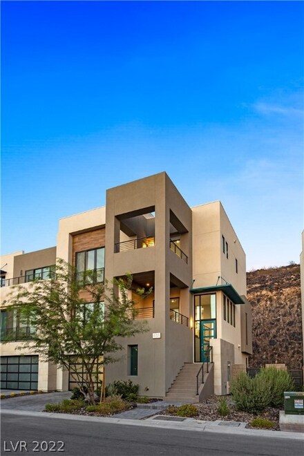 438 Tranquil Peak Ct, Henderson, NV 89012