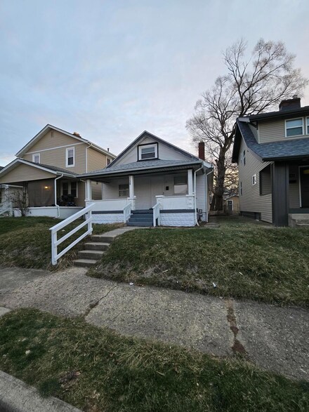 1130 Lexington Ave, Columbus, OH 43201
