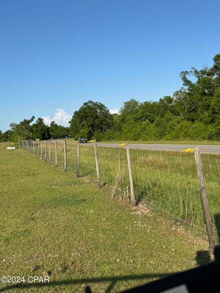 2252 Holley Timber Rd, Cottondale, FL 32431