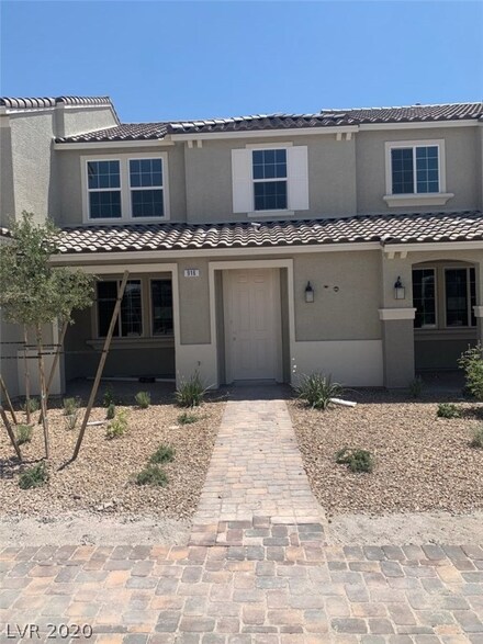 916 Vast Basin Ave, North Las Vegas, NV 89086
