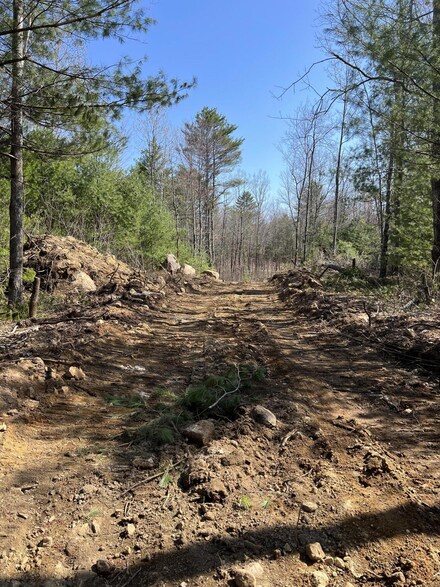 ML 03-76-4 Cripple Creek Dr, Lyman, ME 04002