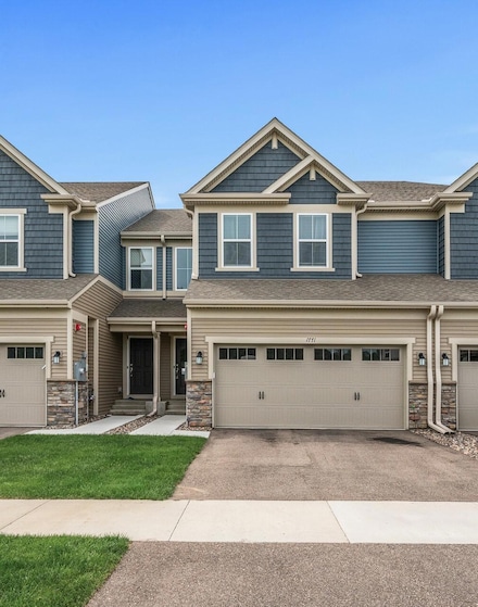 1771 Emerson Ct, Chaska, MN 55318