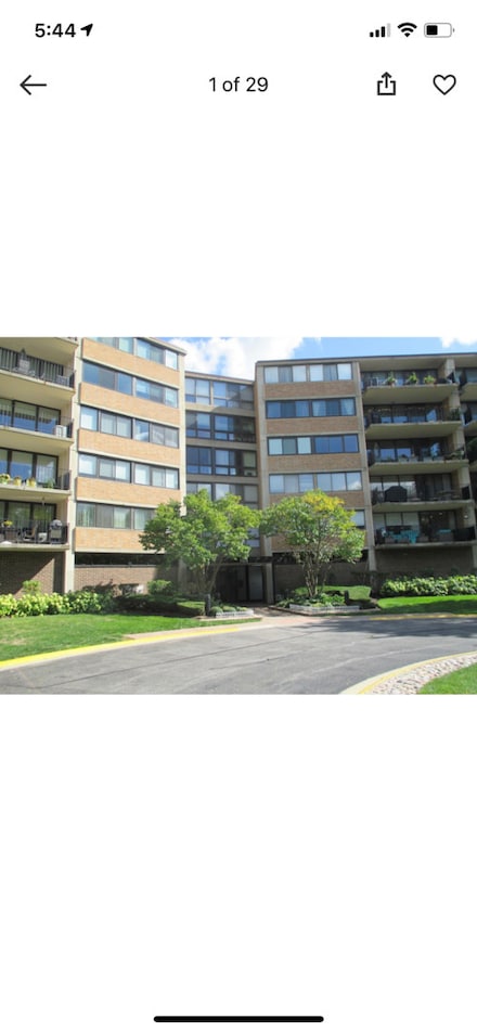 101 Bar Harbour Rd Unit 5G, Schaumburg, IL 60193