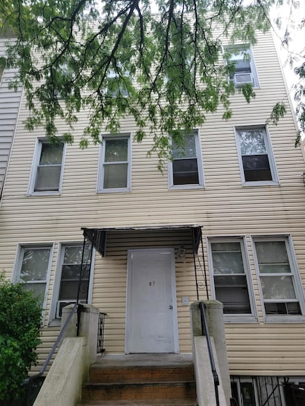 87 Wales Ave Unit 4, Jersey City, NJ 07306