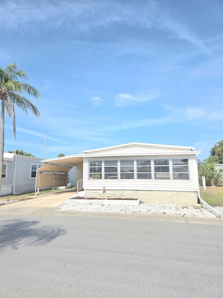 4868 92nd St N, St. Petersburg, FL 33708