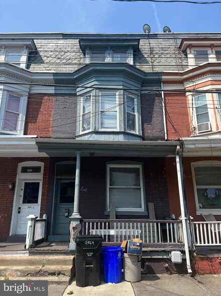 2024 Susquehanna St, Harrisburg, PA 17102