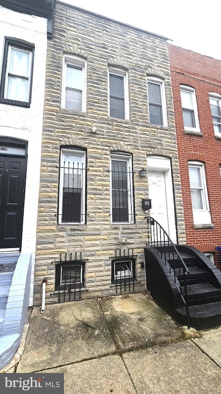 1121 Sargeant St, Baltimore, MD 21223