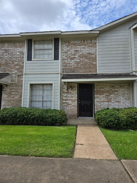 13522 Castilian Dr Unit 2, Houston, TX 77015
