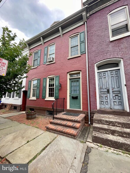 1715 Centre Ave, Reading, PA 19601