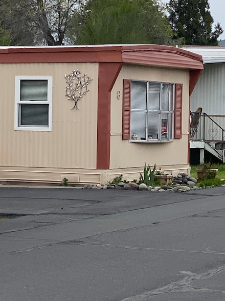 4741 S 6th St Unit 8, Klamath Falls, OR 97603