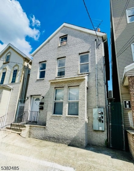 522 Mulberry St, Newark, NJ 07114