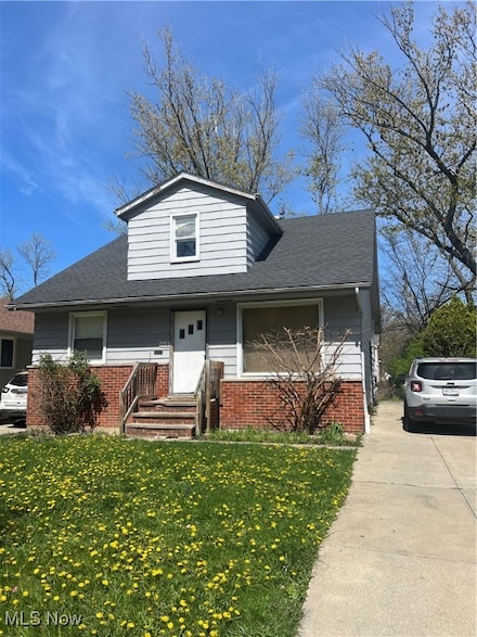 1515 E 193rd St, Euclid, OH 44117
