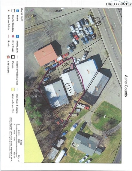 645/647 S Main St, Jefferson, NC 28640