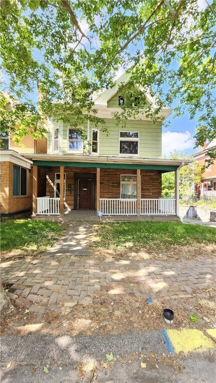 417 E 11th Ave, Homestead, PA 15120