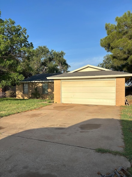 1112 Genoa Ave, Lubbock, TX 79416