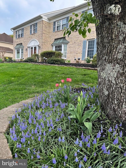 2002 Country Club Dr, Doylestown, PA 18901