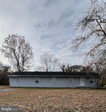 304 Elizabeth St, Fruitland, MD 21826