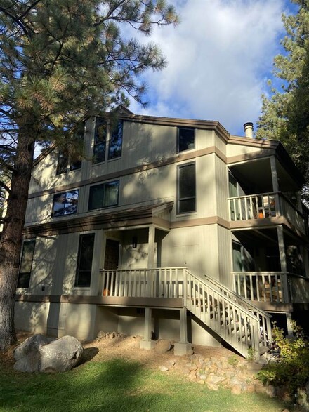 1001 Commonwealth Dr Unit 26, Kings Beach, CA 96143