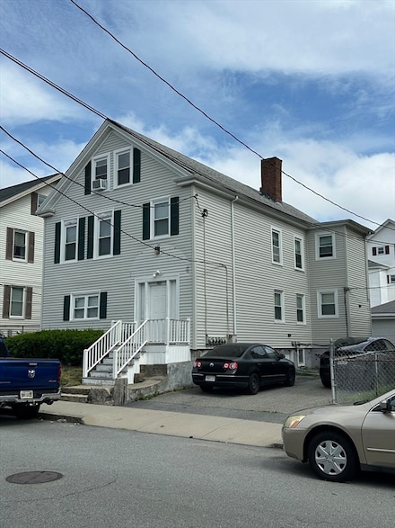 326 Bank St, Fall River, MA 02720